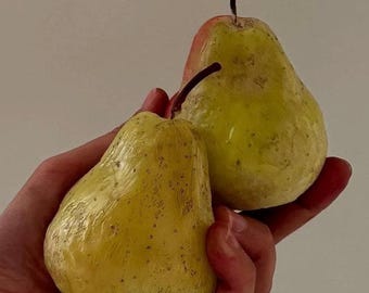 Realistic Pear Candle: Hand-Poured Fruit Candle 1ct