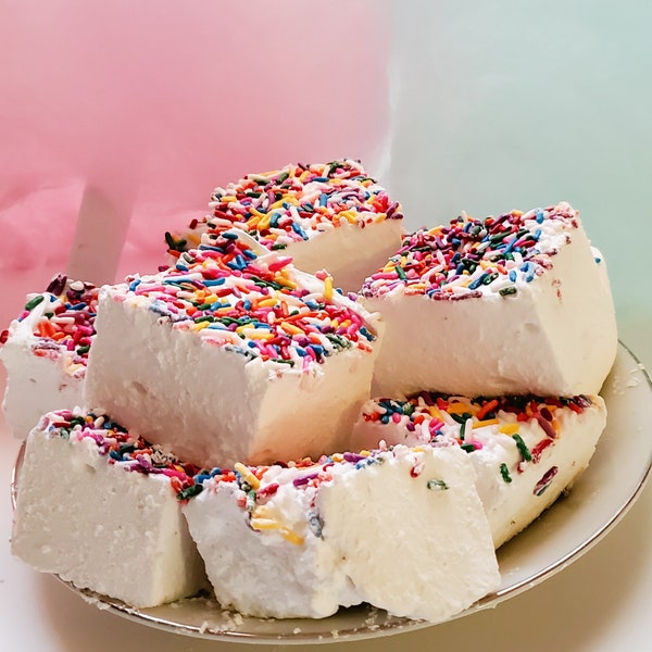 Gourmet Cotton Candy Marshmallows. Soft, sweet treat and delicious these are a must try~ For all the cotton candy lovers this is a must