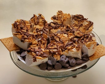 Gourmet S'more Marshmallows! Soft, chewy like sitting by the camp fire.