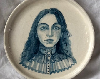 girl portrait small ceramic plate, hand made and hand painted, made with stoneware clay, serving tray or wall decor, 16 cm
