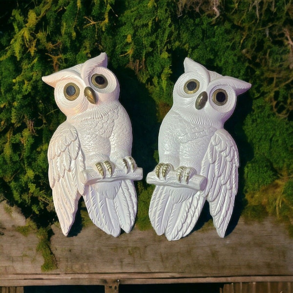 Set Of 2 1978 White Chalkware Owl Miller Studio Wall Hanging Gold Trim