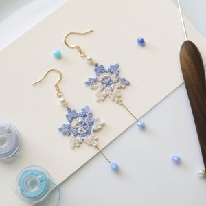 Handmade micro crochet Earrings, Snowflake Earring，Dangle Earring, Christmas gift，Winter