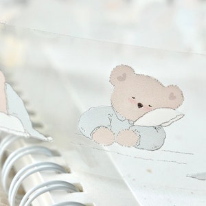 ENJO afplaktape voor tijdschriften (1 lusmonster), 晚安小熊 Good Night Bear, doorzichtige PET-tape voor dagboek, plakboek, plannerdecoratie en cadeauverpakking