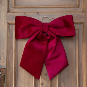 Laço de Natal grande de 52 cm, cabide de porta em veludo vermelho escuro macio, clipe prateado, guirlanda para corrimão
