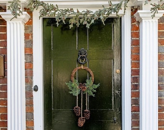 Pine Cone Christmas Wreath: Handmade Wicker Door Hanging decoration