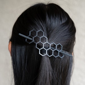 Honeycomb Hairpin - Elegant Beehive Hair Accessory for Nature Lovers