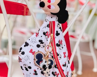 Iconic Mouse Fanny Pack, Disney Fanny Pack, Mickey Fanny Pack, Disney Belt Bag, Minnie Mouse Fanny Pack