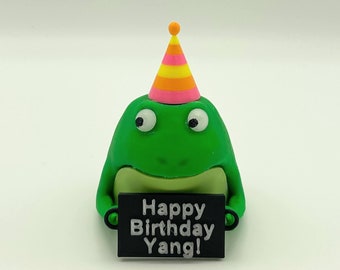 Bufo - Party Frog – Personalized Birthday Sign & Adorable Party Hat!