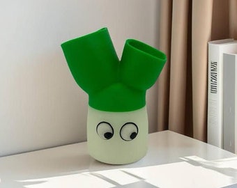 3D Printed Green Onion Pen Holder: Googly Eyes Desk Organizer
