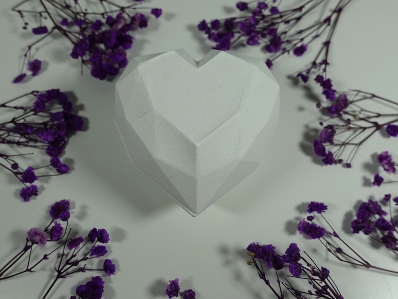 heart box jewelry box decorative bowl Jewelry storage image 1