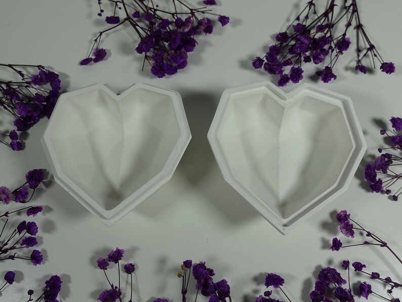 heart box jewelry box decorative bowl Jewelry storage image 2
