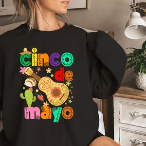 Cinco De Mayo Sweatshirt, Mexican Fiesta 5 De Mayo Sweatshirt, Fiesta Party Crewneck, Mexican Festival Gift, Happy Cinco De Mayo