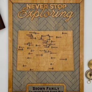 Mappa turistica personalizzata dei parchi statali del Colorado / Mappa personalizzata del Colorado / Regalo per un americano / Regalo per un escursionista / Mappa personalizzata dello stato