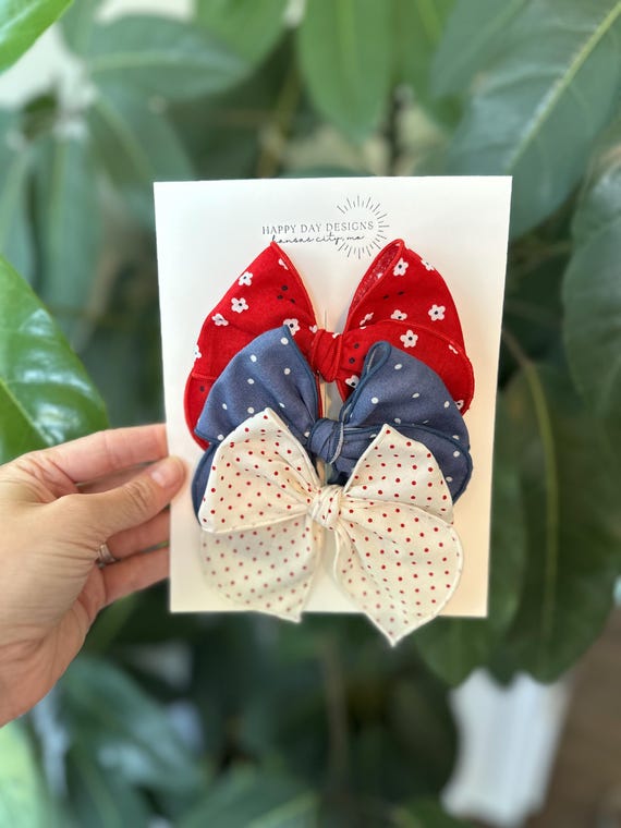 4th of July bow - patriotic bow - July 4th bow - girl bow - Memorial Day bows - Labor Day bow - red, white & blue bows - USA - Americana bow