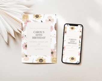 Puede incluir: Una invitación con estampado floral para el 60 cumpleaños de Carol. La invitación está impresa en cartulina blanca y presenta un diseño de acuarela con flores rosas y amarillas. El texto de la invitación dice "Carol's 60th Birthday" e incluye la fecha, la hora y el lugar de la fiesta.