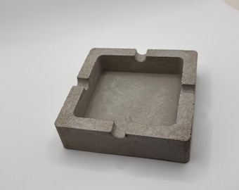 Handmade Square Concrete Ashtray – Minimalist Industrial Design