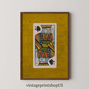 Funky King of Spades Collage Print | Cyfrowe karty do gry, Eklektyczna sztuka talii kart, Kolorowa sztuka ścienna w stylu vintage, Sztuka ścienna do pokoju gier retro