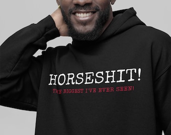 Sudadera con capucha estampada "Horseshit" - Ropa urbana con humor sarcástico para adultos