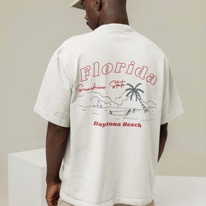 Vintage Florida Sunshine State Tee Daytona Beach Retro Graphic Tee Classic Coastal Vacation Apparel Unisex Summer Beachwear Shirt Gift Ideas
