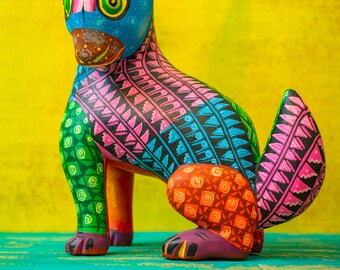 ウサギのアレブリヘ、オアハカの手彫り木彫り、メキシコの民芸ウサギ