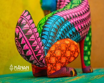 ウサギのアレブリヘ、オアハカの手彫り木彫り、メキシコの民芸ウサギ
