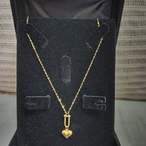 18k gold necklace