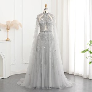 Robe de mariée de style enchantée/ Robe de style elfique/ Robe avec cape/ Robe scintillante/ Robe brillante/ Robe avec col/Robe dos nu image 9