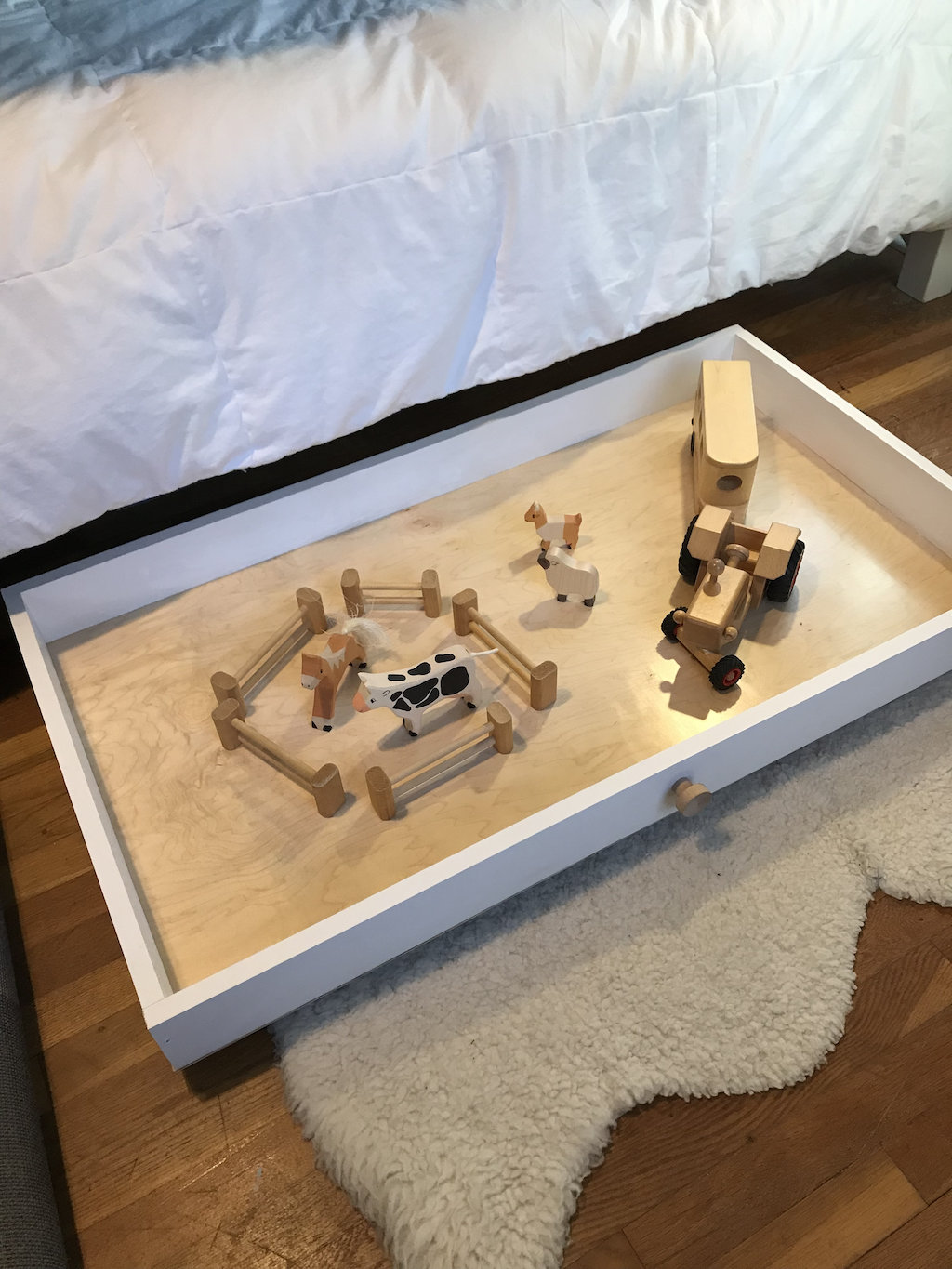 Under BED TRAIN TABLE & Trundle Drawer Three in One, for Play, Storage