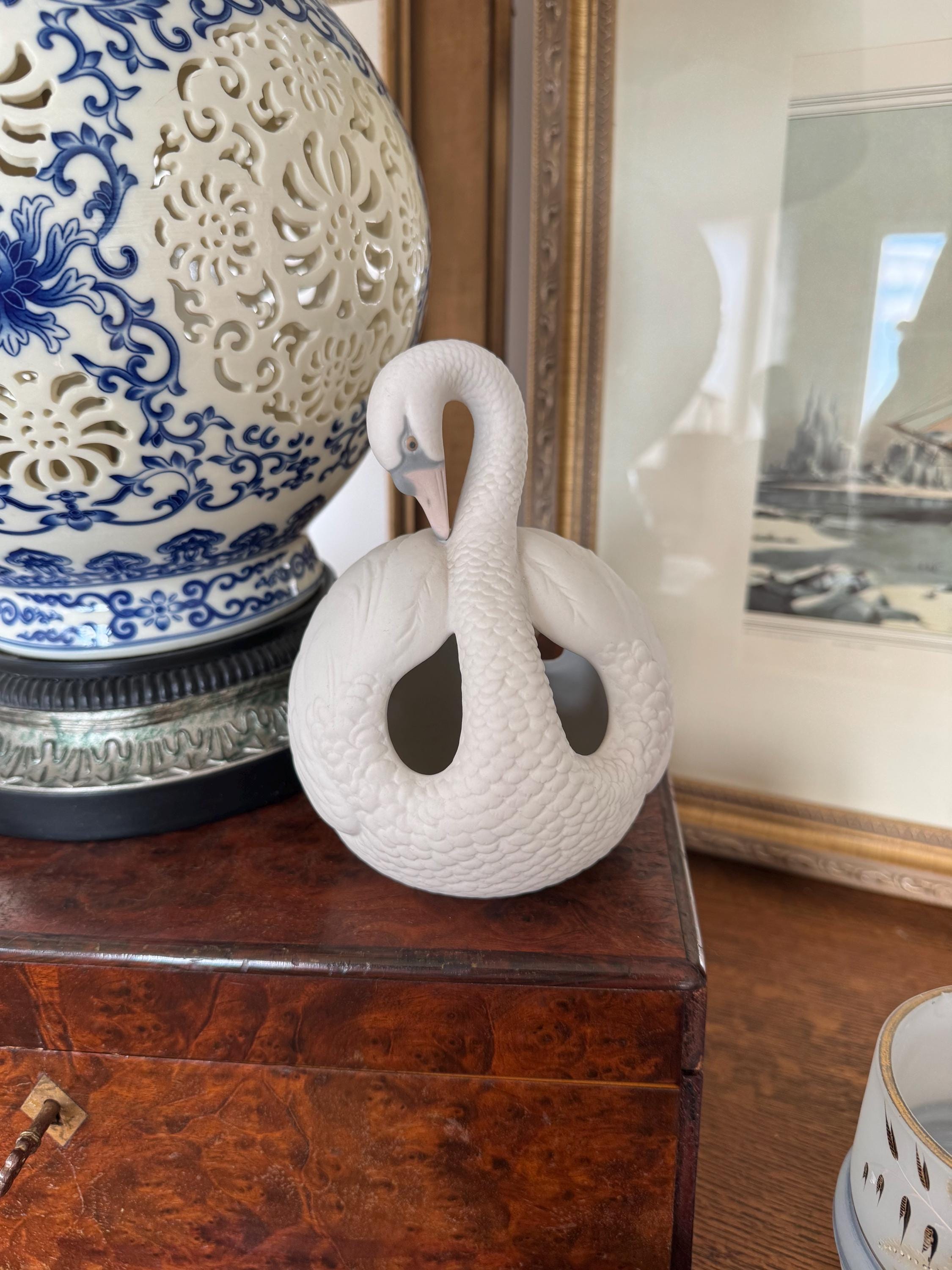Lladro Swan Figurine - Etsy