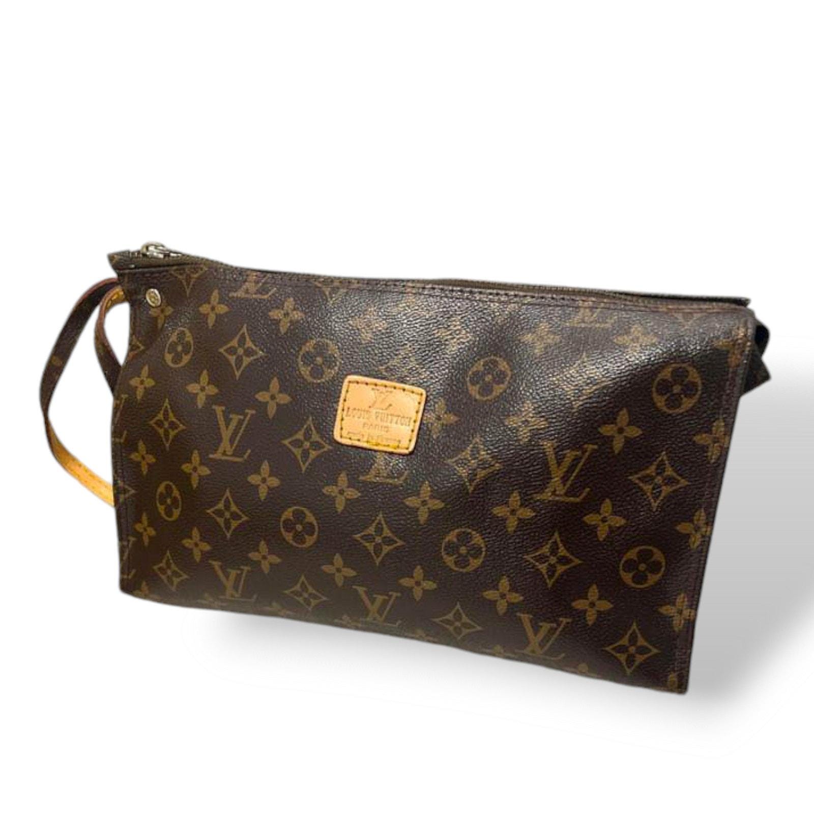 ルイヴィトン　トイレタリーバッグ Toiletry Bag Other Canvas - Men - Travel | LOUIS VUITTON ®