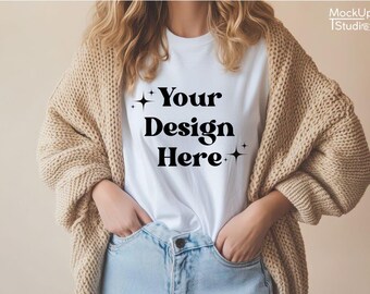 Maqueta Bella Canvas 3001, Camisa Bella Canvas, Maqueta de estilo de vida, Maqueta de camiseta modelo para mujer, Maqueta de camiseta blanca