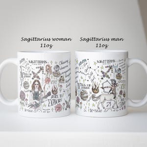 Puede incluir: Dos tazas de cer&aacute;mica blanca con ilustraciones tem&aacute;ticas de Sagitario. Una taza presenta a una mujer con una guitarra, la otra a un arquero centauro. Ambas tazas tienen el texto "Sagitario" y "11oz" impreso, junto con otros gr&aacute;ficos y texto.