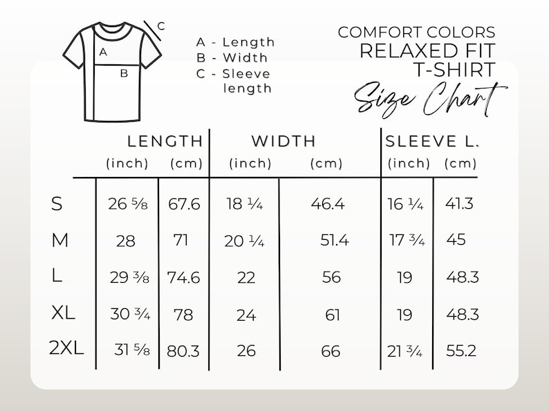 Op de afbeelding: Maattabel voor een T-shirt met een ontspannen pasvorm met maten in inches en centimeters. De tabel toont de lengte, breedte en mouwlengte voor de maten S, M, L, XL en 2XL.