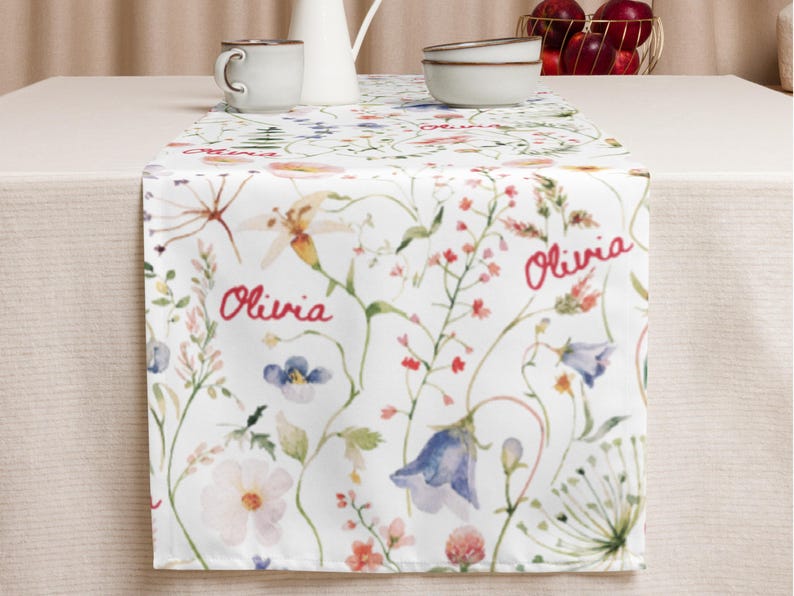 Decorazioni per matrimoni con fiori selvatici, runner da tavola per la sposa, lino da pranzo con fiori pressati, tovaglia floreale bianca, decorazioni per feste a tema giardino di erbe aromatiche. immagine 8