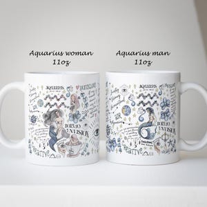 Puede incluir: Dos tazas de cer&aacute;mica blanca con ilustraciones y texto. Una taza est&aacute; etiquetada como "Aquarius woman" y la otra como "Aquarius man". Cada taza presenta un dise&ntilde;o detallado con ilustraciones tem&aacute;ticas del zodiaco, incluyendo sirenas, estrellas y texto escrito a mano. Las tazas son de 312 gramos.