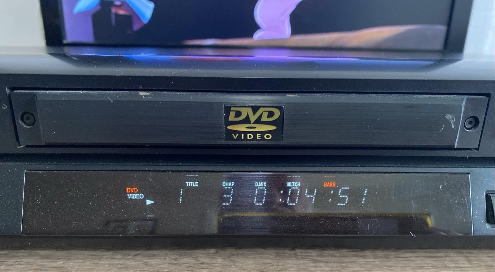 パナソニック DVD ビデオ CD プレーヤー リモコンなし 型番: DVD-RV31