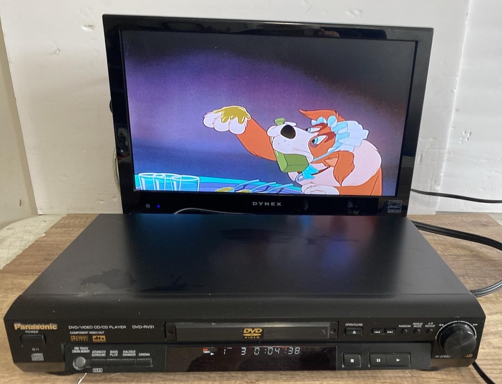 パナソニック DVD ビデオ CD プレーヤー リモコンなし 型番: DVD-RV31
