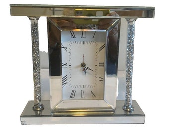 Horloge de cheminée en miroir - Élégance et précision pour votre maison ou votre bureau