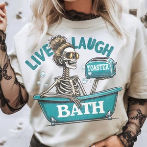 Live Laugh tostadora Baño Png, Diseño esqueleto Png / Vintage Halloween png / Diseño retro halloween / parodia sublimación halloween