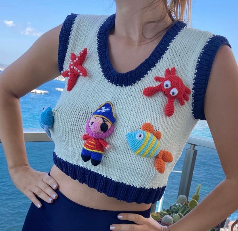 One Piece Knit Crop Top: Aquarium 3D Fish Pirate Oyster Shell Star ...