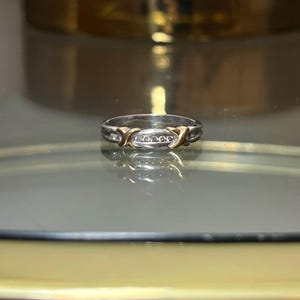 9ct Diamond Gold Cross Band
