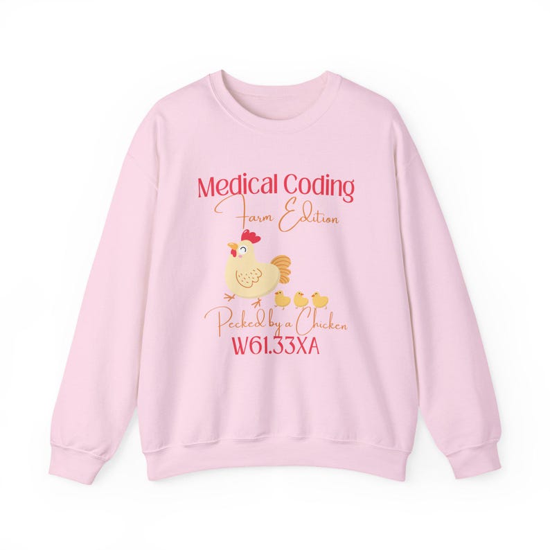 Grappig T-shirt voor medisch personeel | Sweatshirt voor medisch codeerders | Humor over medische codering | Cadeau voor medisch codeerders | ICD-10 Gepikt door een kip afbeelding 1