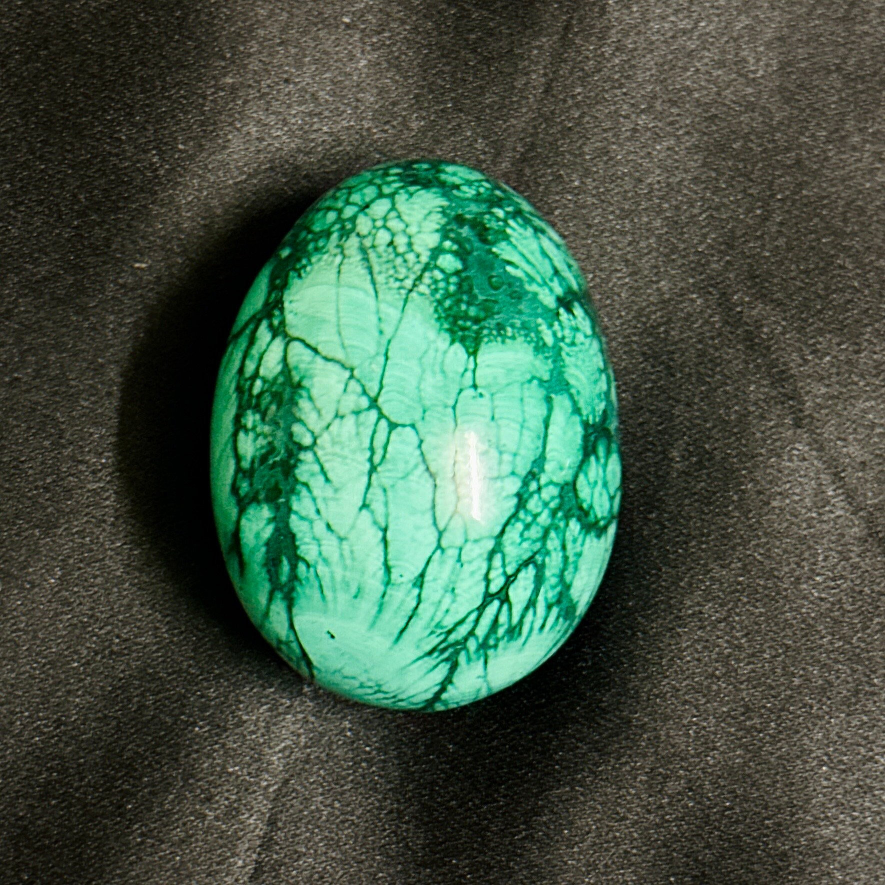 グリーンマラカイトエッグ：ナチュラルマーキング、ヒーリング