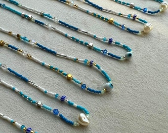 Alacati Halskette - Asymmetrische Blau und Weiß Perlen Halskette - Perlen Halsband - Perlen Halskette - Perlen Halsband - Evil Eye Halskette - Evil Eye