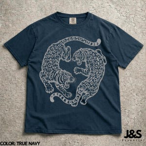 Vintage Snow Leopard Shirt, Japanese Snow Leopard Tee, Red Wild Cat Graphic Tee, Retro Tattoo Style Shirt, Minimalist Streetwear Tshirt True Navy