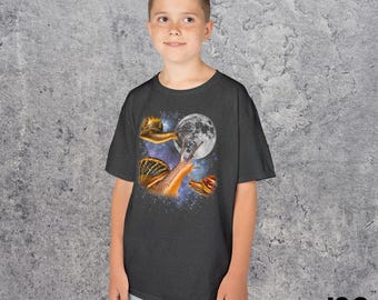Three Snail Moon Youth Shirt, Cosmic Snail Galaxy Tee, Funny Space Animal Gift, Celestial Snail Lovers Top, Naturecore Aesthetic