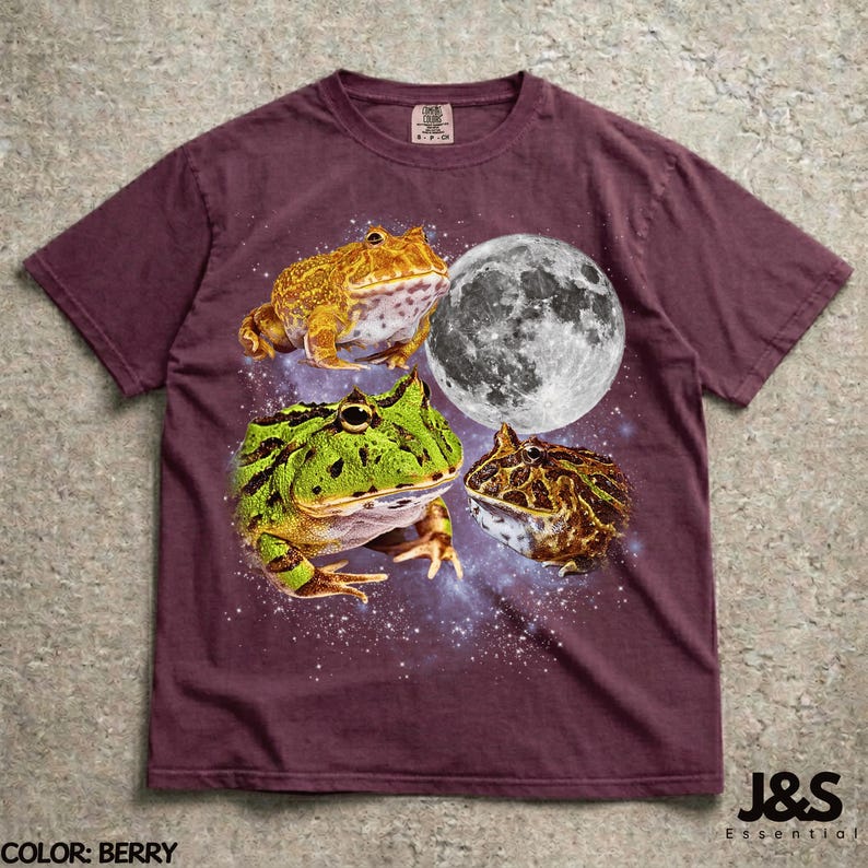 Three Pacman Frogs Moon Shirt, Pacman Frog Lover Gift, Frog Owner Tee, Cute Amphibian Shirt, Fantasy Frog Graphic Tee, Frog Mom Gift Berry
