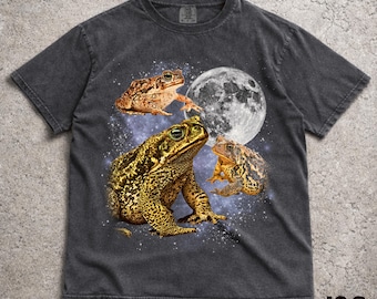 Three Cane Toad Retro Moon Tshirt, Funny Frog Graphic Tee, Amphibian Lover Gift Shirt, Vintage Oversized Wildlife Toad Shirt, Comfort Colors