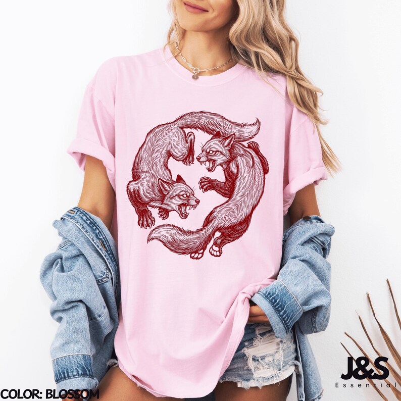 Vintage vossen shirt, Japans vossen shirt, rood vossen graphic shirt, retro tattoo stijl shirt, minimalistisch streetwear shirt, bosdieren shirt Blossom