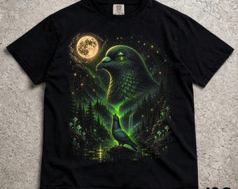 Pigeon Howling to the Moon T-Shirt, 90s Full Moon Animals Graphic Tee, Retro Nature Lover Gift, Cottagecore Forest Night Life Pigeons Shirt